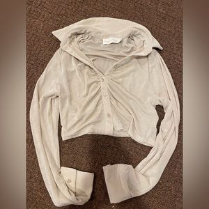 Grey Bandit Long Sleeve Cropped Button up